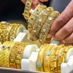 ملک میں ایک تولہ سونا پھر ساڑھے چار لاکھ سے اوپر چلا گیا