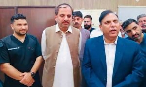 چناری ، وزیر صحت عامہ آزادکشمیر ڈاکٹر مصطفیٰ بشیر عباسی کا ڈسٹرکٹ ہیڈکوارٹراسپتال ہٹیاں بالا کا دورہ