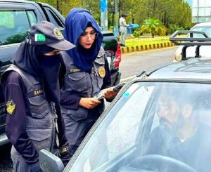 ٹریفک قوانین و روڈ سیفٹی شعور اجاگر کرنے کیلئے جدید ٹیکنالوجی کا استعمال بھی جاری